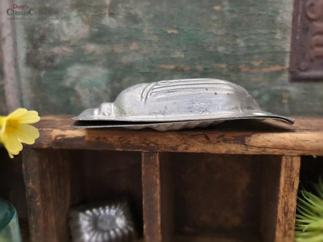 Alte Maikäfer Schokoladenform ~ 9,5 cm ~ may beetle chocolat mold ~ vintage cottage decoration ~ hw3113-2