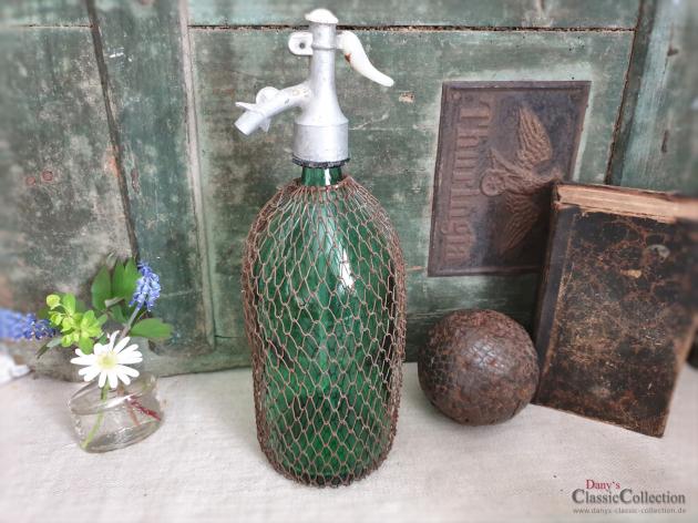VERKAUFT ! Grüner Siphon mit Netz ~ große alte Sodaflasche ~ Soda Syphon ~ Shabby deco ~ Vintage interior ~ Brocante home style ~ hx4187f2