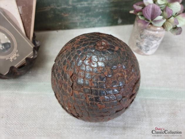 VERKAUFT ! Antike Boule Kugel ~ Holz Kugel genagelt ~ Pétanque Kugel ~ französisches Kugelspiel ~ Provence ~ Boccia ~ hy5051p2
