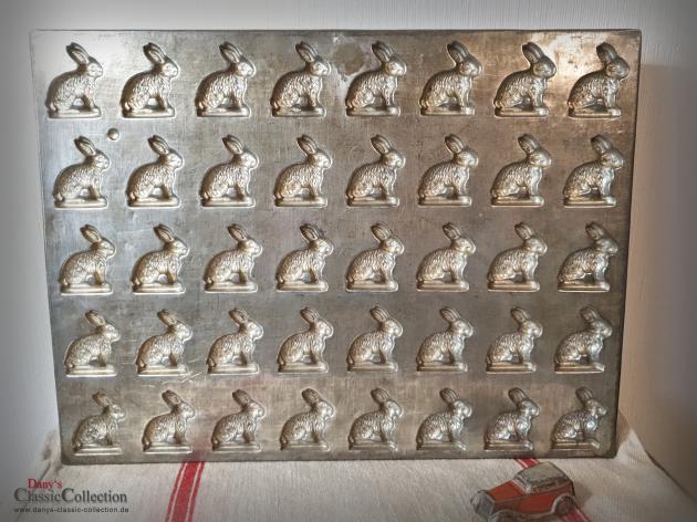VERKAUFT ! Schokoladenform ~ 40 Hasen sitzend ~ Schokoladenplatte ~ Wand Deko ~Vintage Homedecor ~ ausgefallenes Sammlerstück ~ Frohe Ostern hy6188