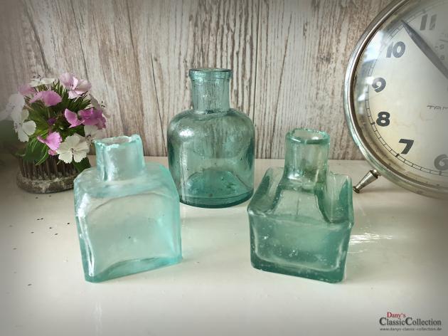 VERKAUFT ! SET mit 3 antiken Tinten Flaschen ~ SET #1 ~ aquamarin ~ altes Glas ~ teils milchig ~ Vintage Glasvase ~ Shabby Deko ~ hz6426bs1