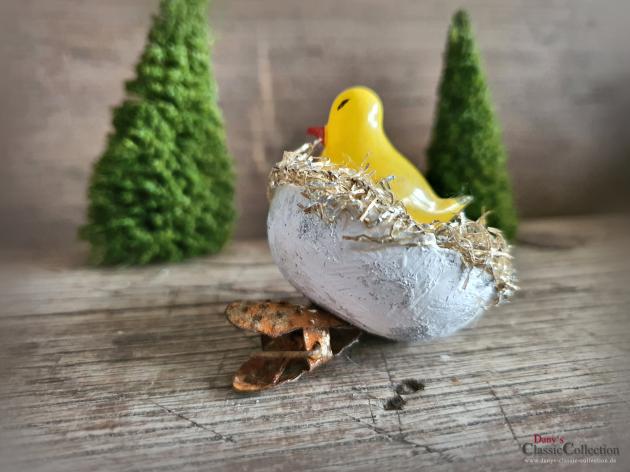 Küken in Nest mit Tinselrand auf Clip ~ Seltener Christbaumschmuck ~ Vintage Weihnachten ~ Weihnachtsbaumschmuck ~ hx4527