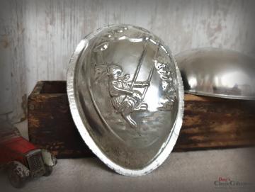 VERKAUFT ! - Ei Schokoladenform 13,5 cm ~ 2-teilig ~ Hase auf Schaukel ~ Seltenes Sammlerstück ~ Rarität ~ Oster Deko ~ Vintage Home Dekor ~ hy5380