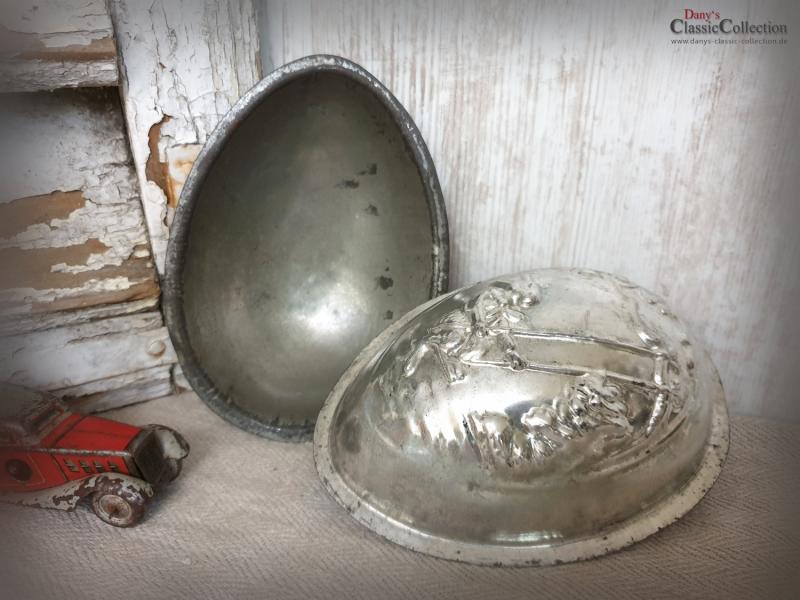VERKAUFT ! - Ei Schokoladenform 13,5 cm ~ 2-teilig ~ Hase auf Schaukel ~ Seltenes Sammlerstück ~ Rarität ~ Oster Deko ~ Vintage Home Dekor ~ hy5380