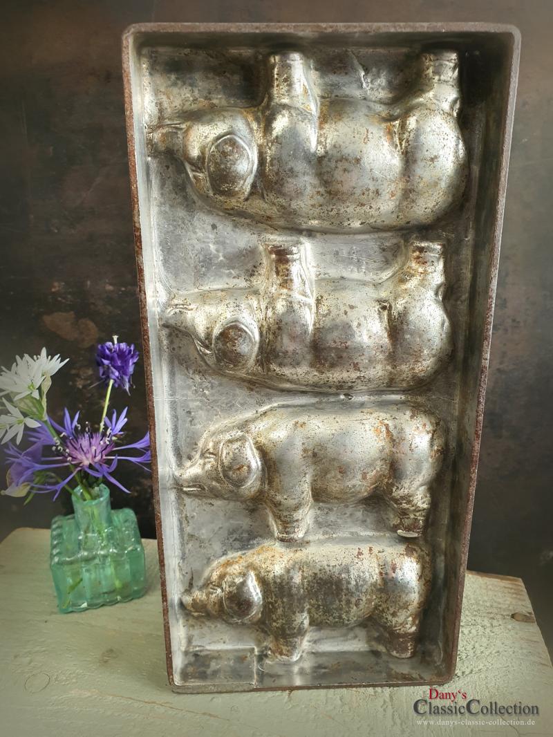 VERKAUFT ! Anton Reiche Schweine Schokoladenform ~ 1930 Gießform ~ Vintage Deko ~ Sammlerstück ~ Neujahr Glücksbringer ~ hz6439s2