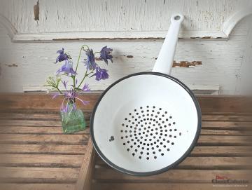 Emaille Küchensieb ~ Abtropfsieb ~ Durchschlag ~ Sieb weiß ~ Rand schwarz ~ Vintage Küchendekor ~ Landhausküche ~ Bauernhaus ~ ht2759