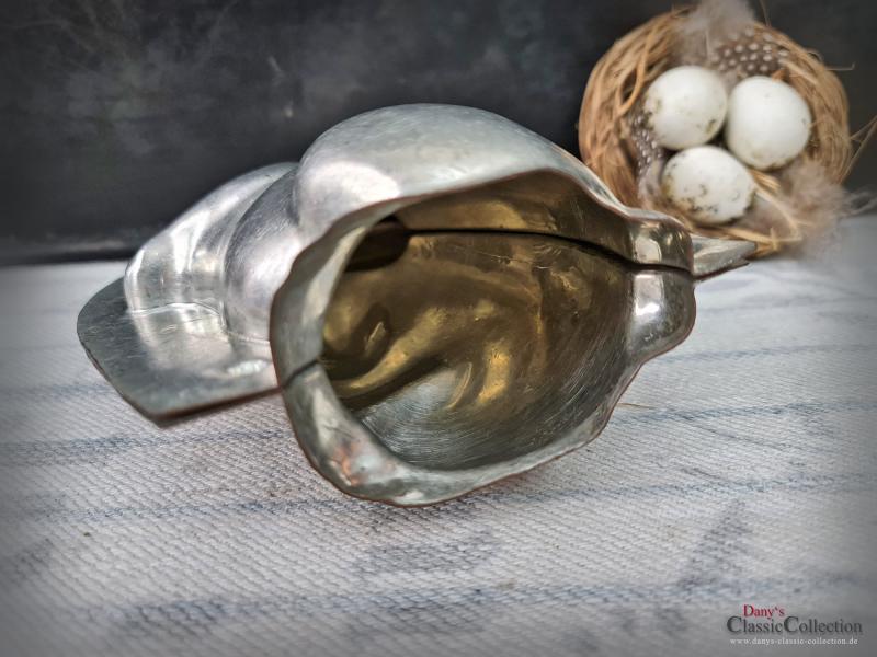 VERKAUFT ! - Häschen 15,5 cm Schokoladenform ~ 2-teilige Hasenform alt ~ Vintage Osterdeko ~ seltenes Sammlerstück ~ Hase ~ Frohe Ostern ~ hy6321