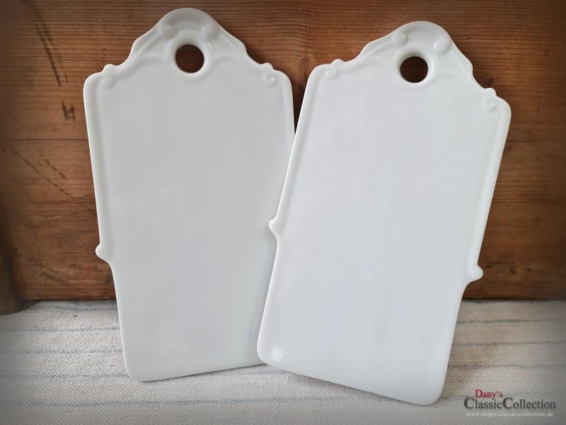 VERKAUFT ! 2 alte Schneidebrettchen ~ Keramik weiß ~ Frühstücksbrett ~ Porzellanbrett ~ Zwiebel Brettchen ~ Landhaus Küche ~ pk22edfbs2