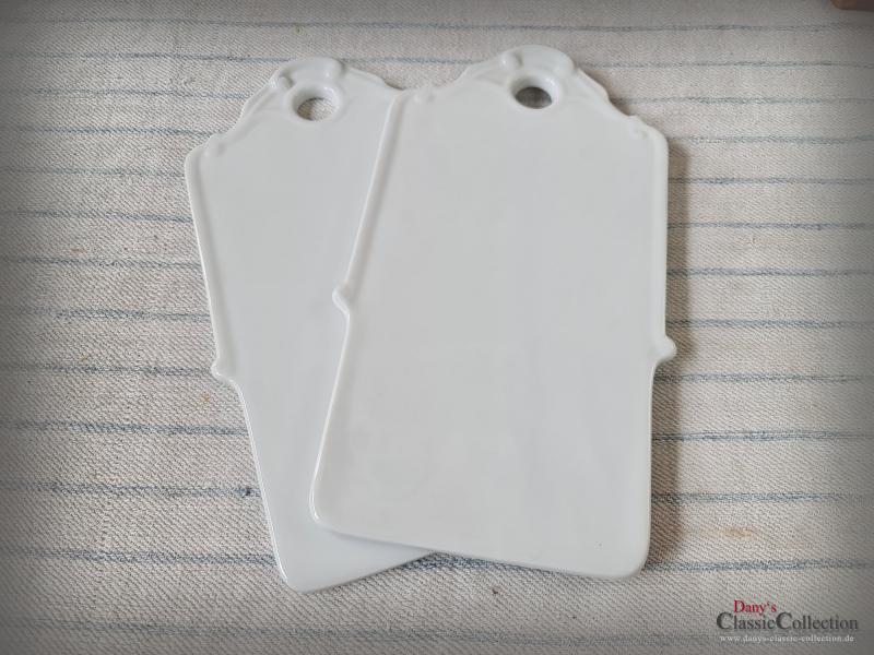 VERKAUFT ! 2 alte Schneidebrettchen ~ Keramik weiß ~ Frühstücksbrett ~ Porzellanbrett ~ Zwiebel Brettchen ~ Landhaus Küche ~ pk22edfbs2
