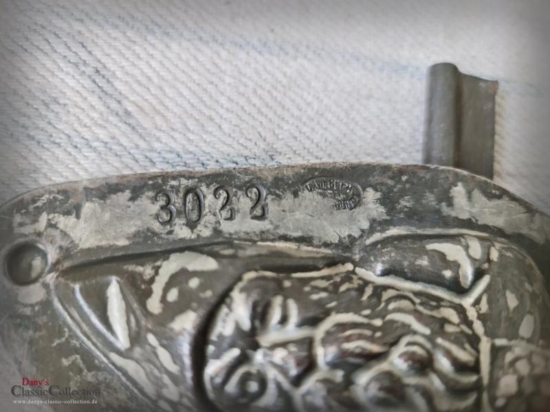 Tolle Laurösch Schokoladenform 16 cm ~ Santa ~ Nikolaus ~ Weihnachtsmann ~ Form ~ Weihnachten ~ Sammlerstück ~ sf22ea3022