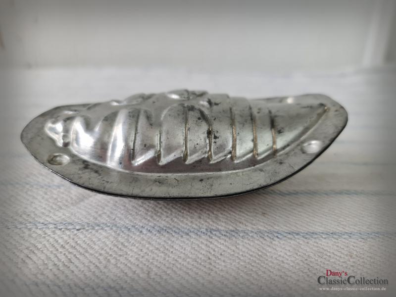 Alte 12 cm Maikäfer Schokoladenform ~ Gießform ~ H.Walter Berlin ~ hy5946