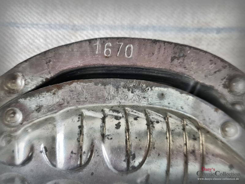 Alte 12 cm Maikäfer Schokoladenform ~ Gießform ~ H.Walter Berlin ~ hy5946