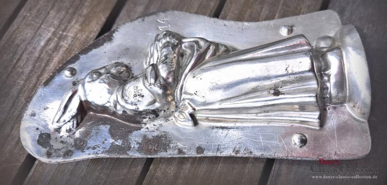 VERKAUFT ! Anton Reiche Schokoladenform 15 cm ~ 1925 ~ Häsin mit Eierkorb ~ Metall Gießform ~ Ostern ~ Sammlerstück