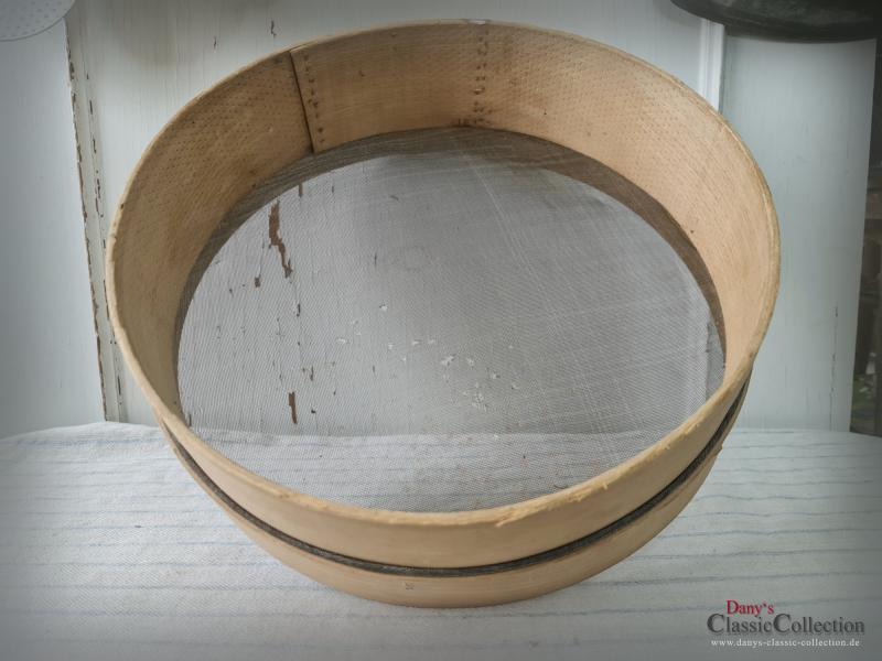 VERKAUFT ! Getreidesieb Ø 40/38 cm ~ Mehlsieb ~ Mühlendeko ~ rustikales Wandregal ~ Vintage Landhaus Deko ~ Bauernhaus