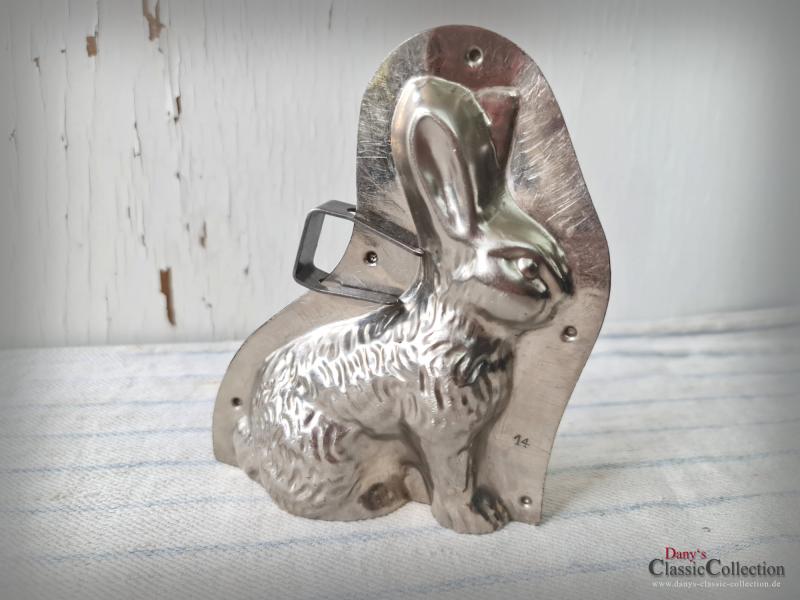 VERKAUFT ! Alte 15 cm Hasen Schokoladenform 13,5 cm ~ Hase hockend ~ Osterdeko ~ Sammlerstück ~ Frohe Ostern ~ Küchendekoration