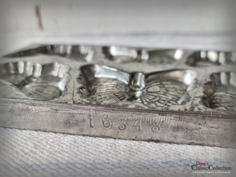 VERKAUFT ! Anton Reiche Platte ~ Schokoladenform ~ 6 Schmetterlinge ~ 1926 ~Metall Form ~ Gießform ~ Sammlerstück