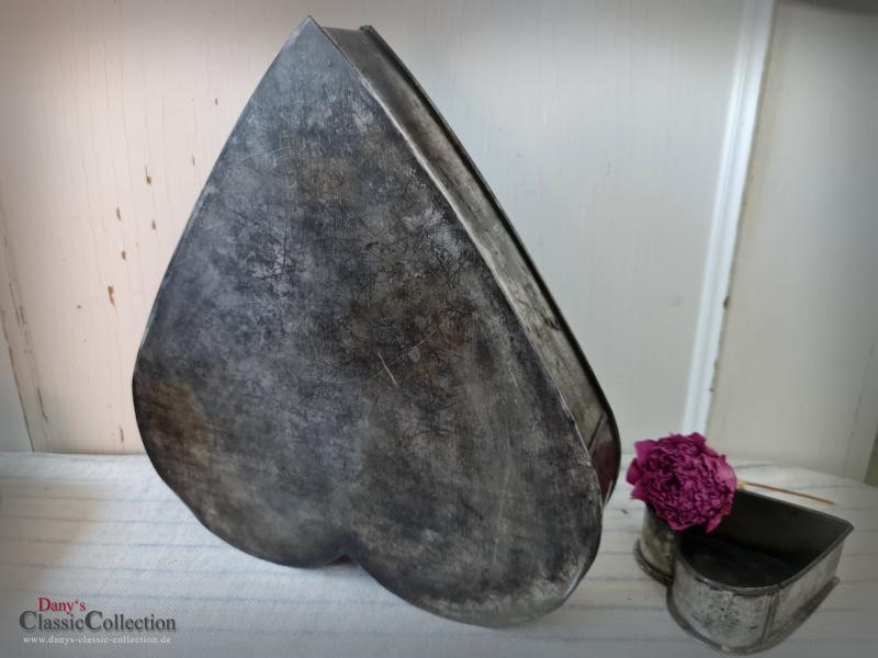 VERKAUFT ! Herz Backformen mit festem Boden ~ Edel Shabby ~ rustikale Landhausküche ~ Vintage Deko ~ Brocante