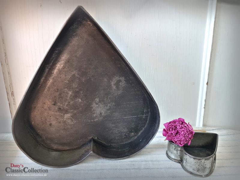 VERKAUFT ! Herz Backformen mit festem Boden ~ Edel Shabby ~ rustikale Landhausküche ~ Vintage Deko ~ Brocante