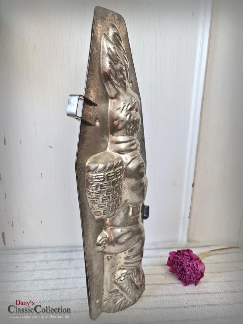 VERKAUFT ! 43 cm Kilometer Hase ~ seltene Schokoladen Schauform ~ Metallform ~ Patisserie ~ Wanderhase ~ Sammlerstück ~ Frohe Ostern