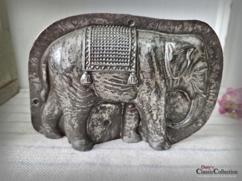 VERKAUFT ! 13,5 cm Elefant Schokoladenform 10,5 cm ~ Halbe Form ~ Zirkus Elefant Gießform ~ Patisserie ~ Wildtier Form ~ Afrika ~ Sammlerstück