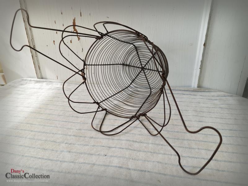 VERKAUFT ! Draht Salatschleuder ~ Eierkorb ~ Frankreich ~ Fil de Fer ~ Metall ~ Landhausküche rustikal ~ Bauernhaus ~ Obstkorb ~ Aufbewahrung