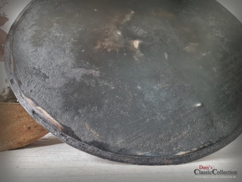 VERKAUFT ! Backblech Ø 48,5 cm ~ Photo Prop ~ Ottomane Tablett ~ Tischtablett ~ Magnetwand ~ Memoboard ~ Fotobackground ~ Vintage Deko