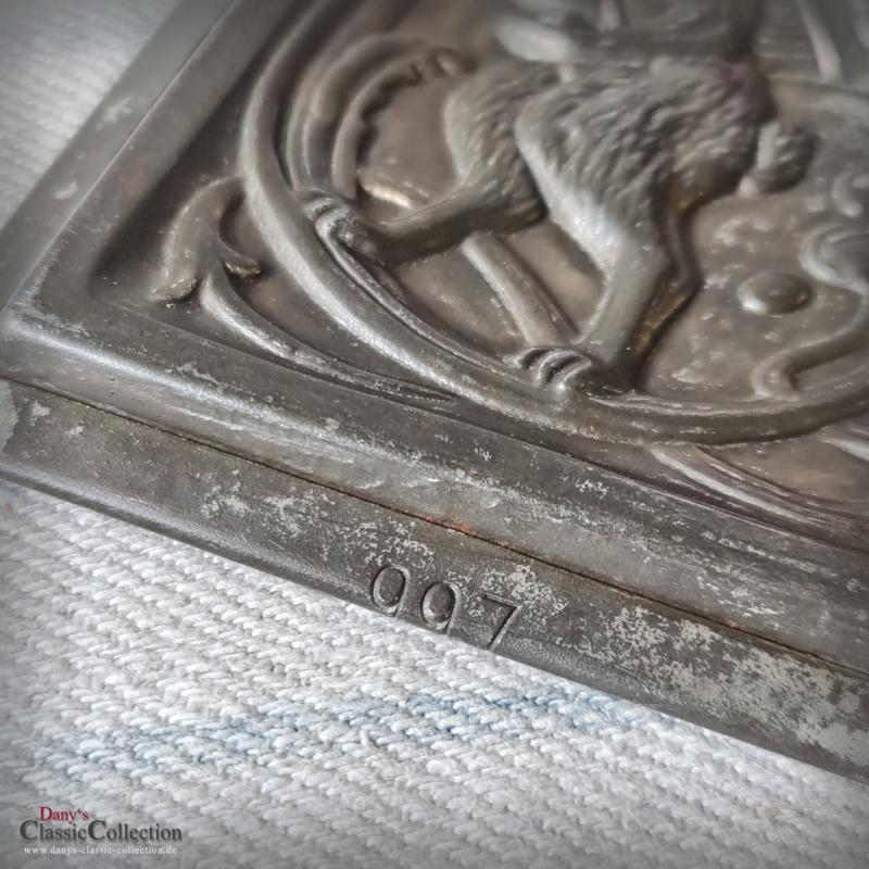 VERKAUFT ! Hasen Schokoladen Tafel ~ Oster Schokoladenform ~ H. Walter Metall Gießform ~ Vintage Ostern ~ Landhausküche ~ Frohe Ostern