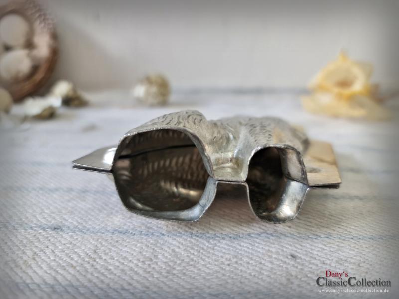 Alte 10 cm Hasen Schokoladenform ~ Hase hockend sitzend ~ Osterdeko ~ Sammlerstück ~ Frohe Ostern ~ Küchendekoration