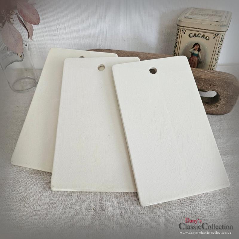 VERKAUFT ! alte Schneidebrettchen ~ Keramik altweiß ~ Frühstücksbrett ~ Porzellanbrett ~ Zwiebel Brettchen ~ Vintage Landhaus Küche