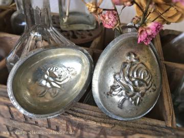 VERKAUFT ! Ei mit Rose Schokoladenform 7 cm