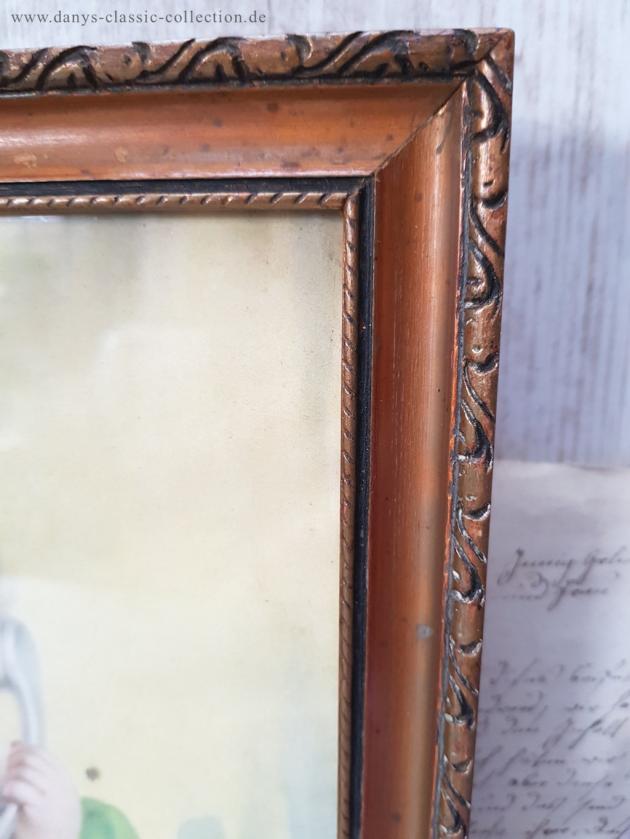 Kinderbild ~ Junge mit grünem Shirt und Telefon ~ Bild gerahmt ~ Goldrahmen ~ Vintage Kinderzimmer