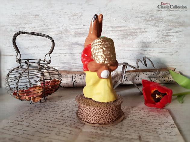 Alter Osterhasenaufsteller auf Candy Container aus Pappe ~ Alte Osterdekoration ~ Erzgebirge Sammlerstück ~ Made in Germany