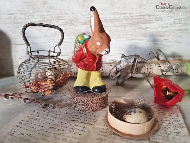Alter Osterhasenaufsteller auf Candy Container aus Pappe ~ Alte Osterdekoration ~ Erzgebirge Sammlerstück ~ Made in Germany