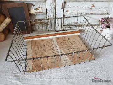 VERKAUFT ! Alter Ablagekorb aus Draht ~ Drahtkorb ~ Büroablage ~ Zeitschriftenablage ~ Utensilien Korb ~ shabby decoration