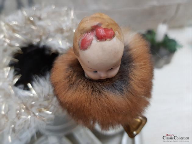 VERKAUFT ! - Porzellankopf auf Clip mit Pelzkragen ~ Christbaumschmuck ~ Pretty vintage xmas decoration