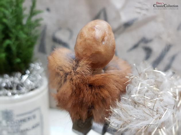VERKAUFT ! - Porzellankopf auf Clip mit Pelzkragen ~ Christbaumschmuck ~ Pretty vintage xmas decoration