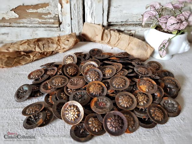 20 alte Metall Knöpfe ~ alpines Design mit Edelweiss ~ Trachtenknöpfe ~ Trachtenlook ~ Landhausstil