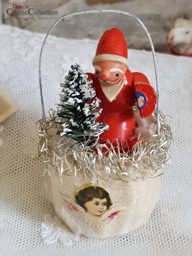 Watteschmuck , Erzgebirgemännlein in Wattekörbchen mit Tannenbaum , Oblate , Tinsel , Seltener Christbaumschmuck