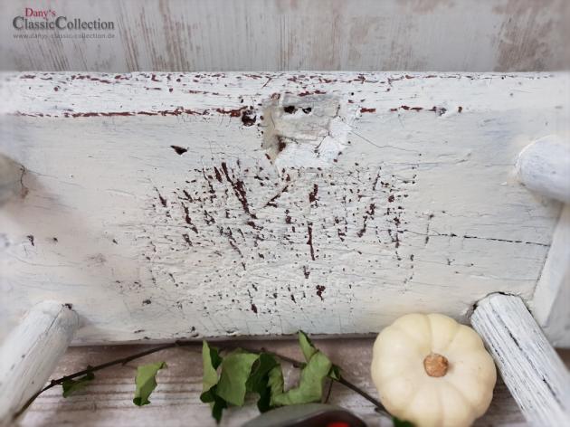VERKAUFT ! Rustikaler shabby weißer Holzhocker ~ alter Schemel ~ alter Hocker ~ Holzbank ~ Beistelltisch ~ Vintage Shabby chic