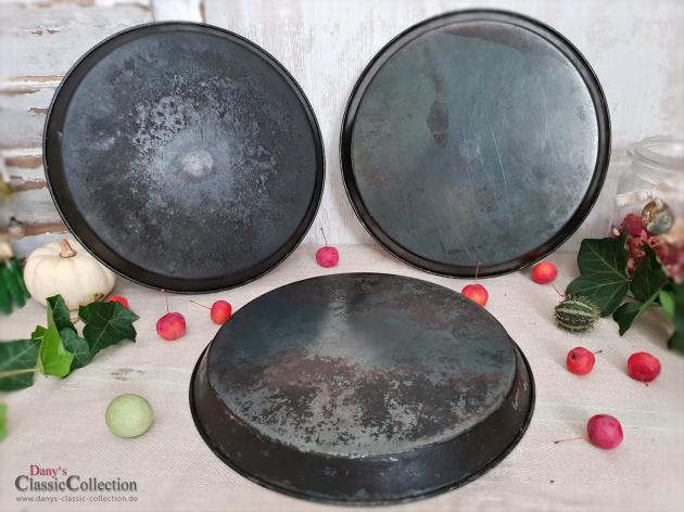 VERKAUFT ! Backblech Ø 26,5 cm ~ Pizzablech ~ Kuchenblech ~ Tablett ~ Untersetzer ~ Vintage Dekoration ~ Landhaus Küchendeko ~ Gartendeko