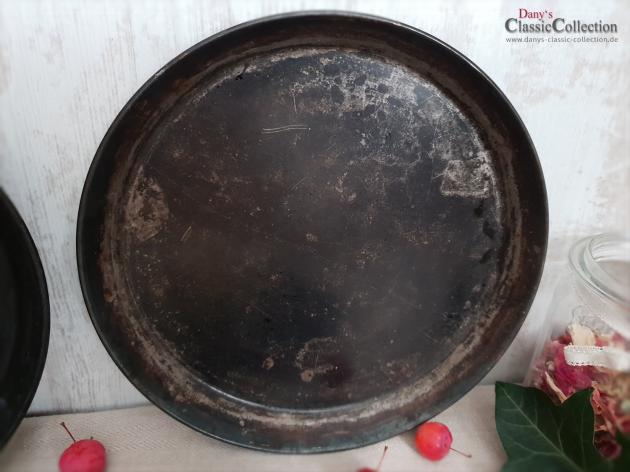 VERKAUFT ! Backblech Ø 26,5 cm ~ Pizzablech ~ Kuchenblech ~ Tablett ~ Untersetzer ~ Vintage Dekoration ~ Landhaus Küchendeko ~ Gartendeko