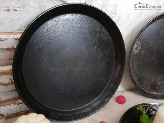 VERKAUFT ! Backblech Ø 26,5 cm ~ Pizzablech ~ Kuchenblech ~ Tablett ~ Untersetzer ~ Vintage Dekoration ~ Landhaus Küchendeko ~ Gartendeko