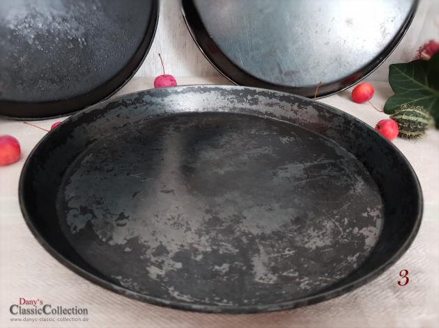 VERKAUFT ! Backblech Ø 26,5 cm ~ Pizzablech ~ Kuchenblech ~ Tablett ~ Untersetzer ~ Vintage Dekoration ~ Landhaus Küchendeko ~ Gartendeko