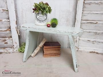 VERKAUFT ! Shabby Schemel weiß ~ alter Hocker ~ alter Holzhocker ~ Holzbank ~ Beistelltisch ~ Vintage Shabby chic